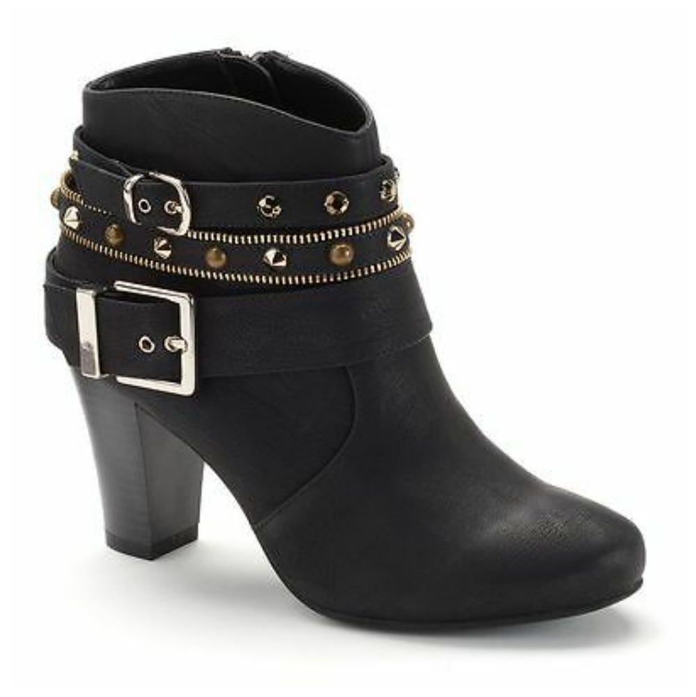 NWOB Jennifer Lopez Studded Ankle Booties